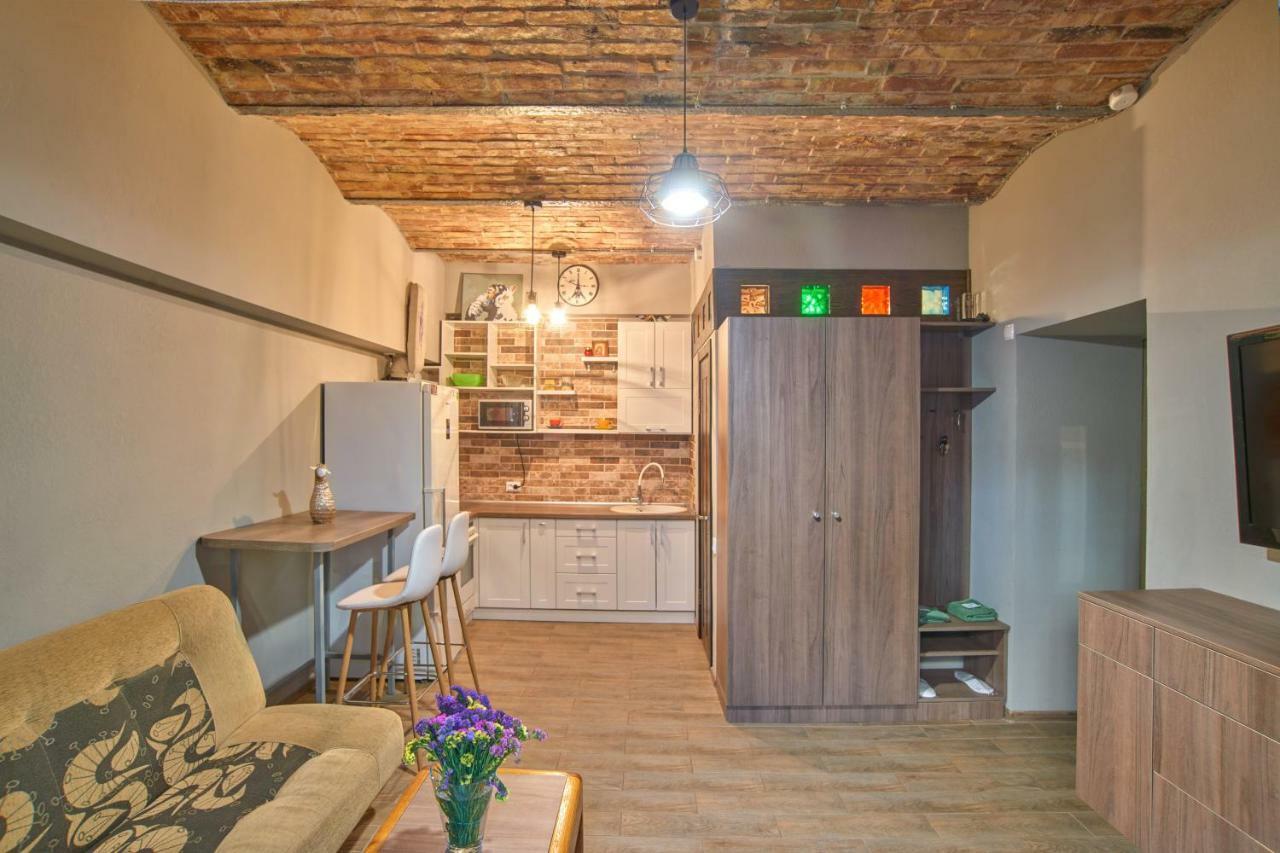 Apartment Weekend Odesa Exterior foto